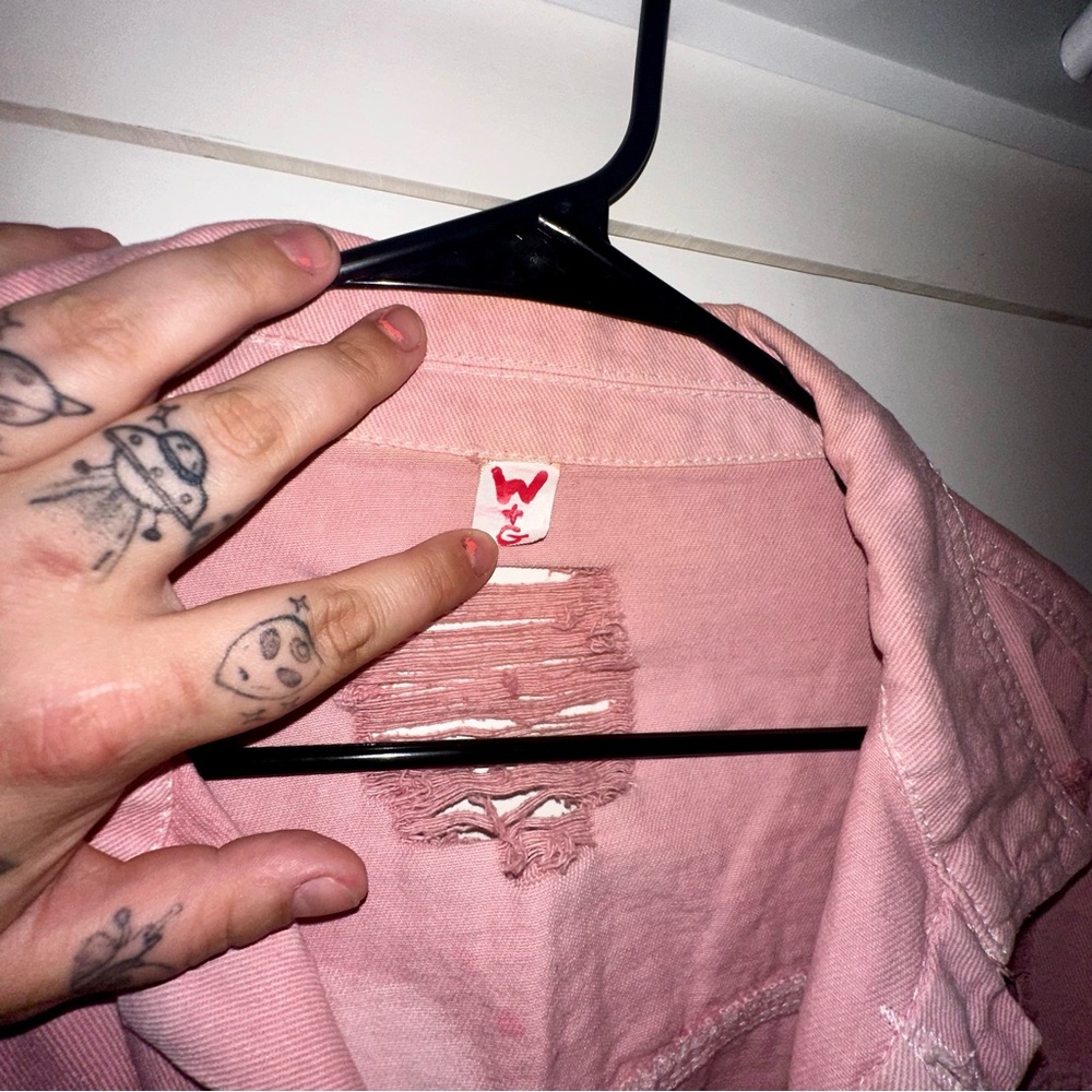 SUPER RARE 'Surfing' Distressed Denim Jacket - Picture 7 of 11